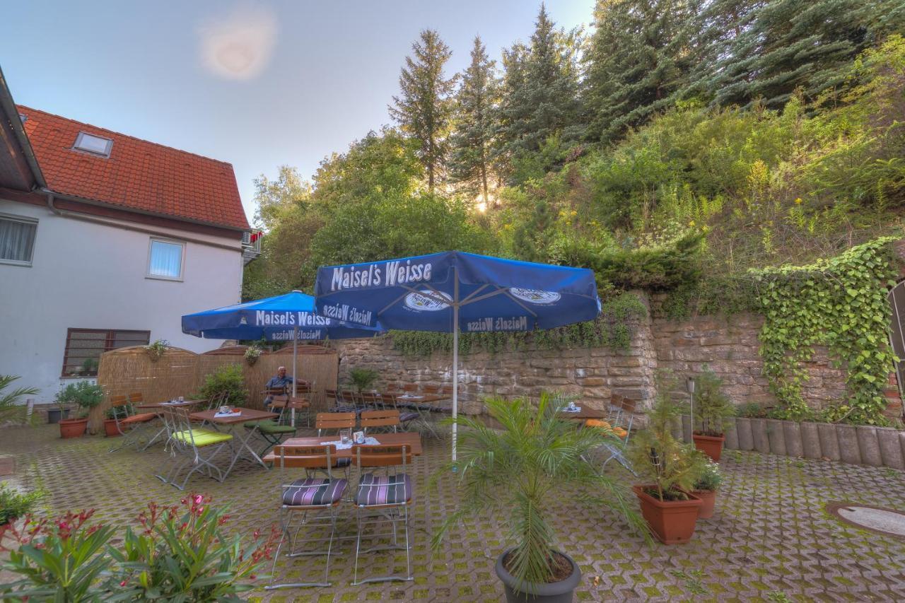 Hotel - Pension & Gaststaette "Alter Koenig" Hettstedt Exterior photo